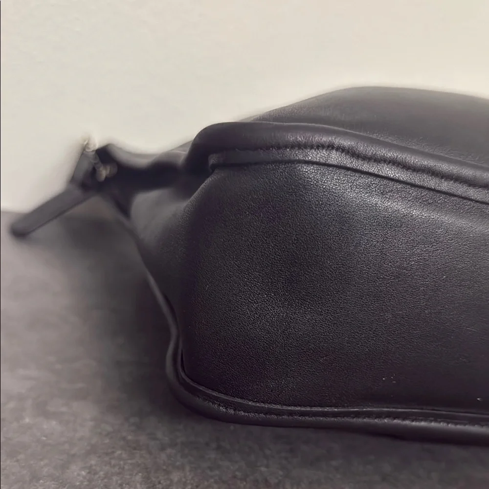 Coach Vintage Midnight Black Shoulder Bag - Picture 3 of 12